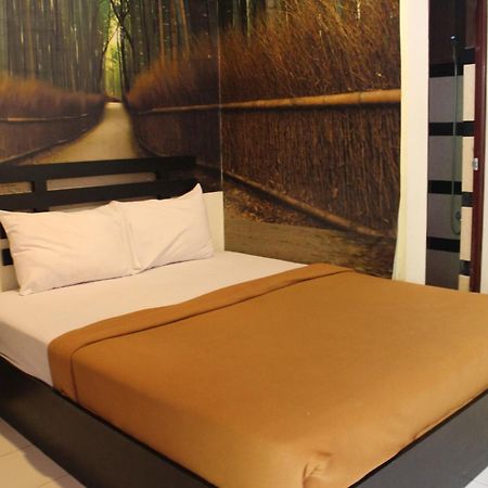 Lawaka Hotel Ampana المظهر الخارجي الصورة