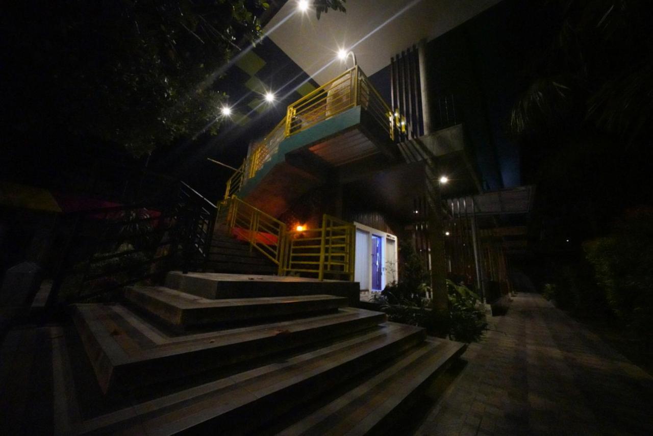 Lawaka Hotel Ampana المظهر الخارجي الصورة